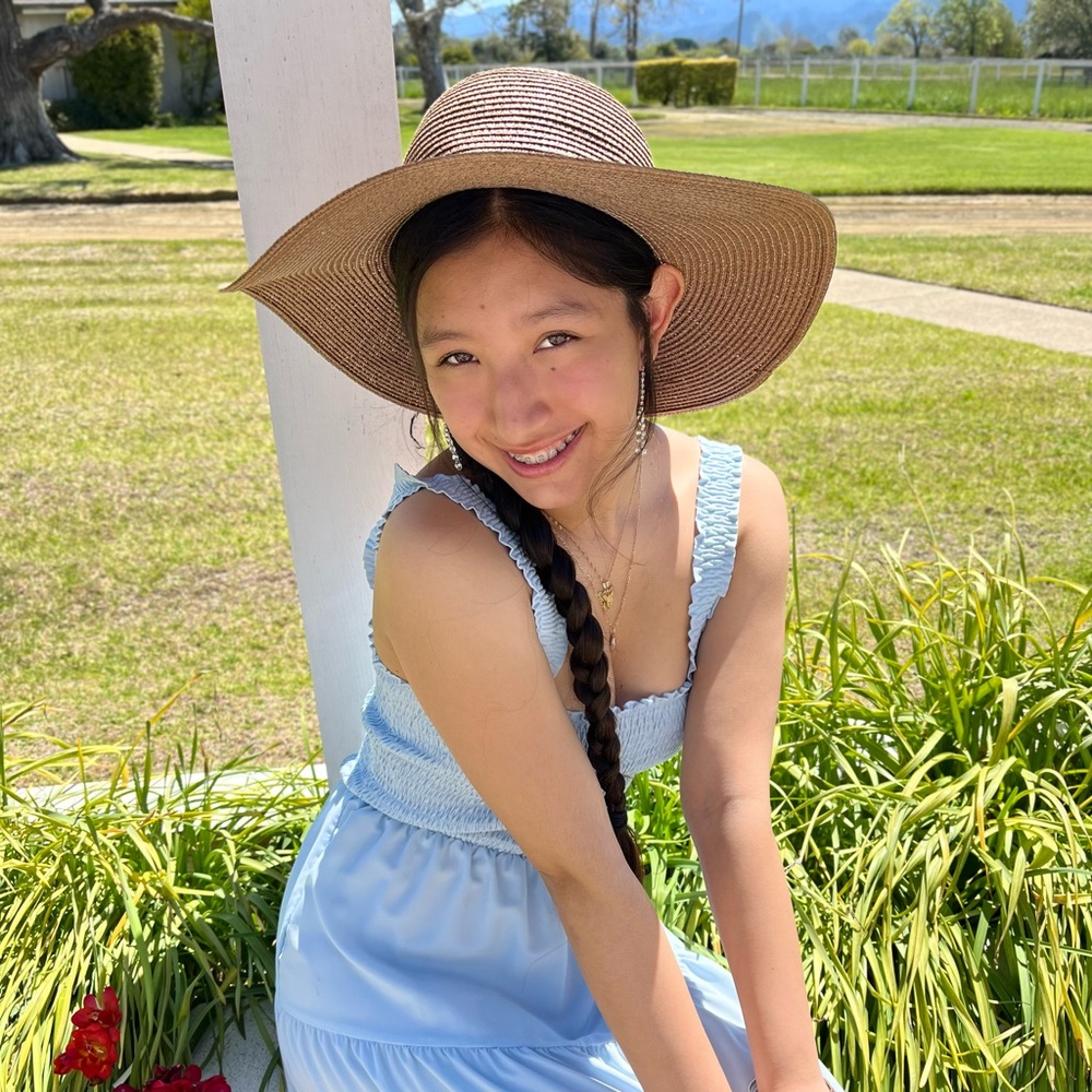 Meet your Posher, Lizbeth